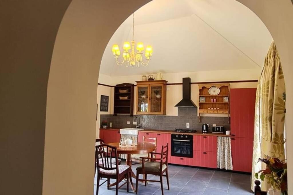 Yellow Heights Accommodation Tinahely Dış mekan fotoğraf